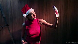 Slender brazilian babe luna c celebrates christmas