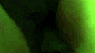 ก้นโตสีแดงสาวเซ็กซี่ 18+