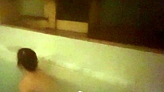 Exploring the ancient inn with Nacchi's travel journey