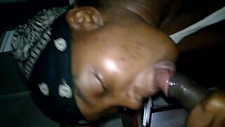 Yo, cheating ebony momma sucking that huge dick like crazy in homemade clip