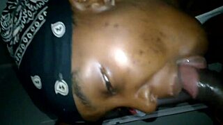 Yo, cheating ebony momma sucking that huge dick like crazy in homemade clip