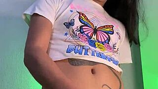 hey, do ya prefer me teasin’ from front or back? no matter, I’ll make a strong cumshot for ya!