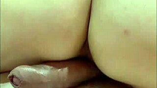 i'm filming my tight pussy getting penetrated up close