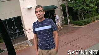 Gay Guy Takes Huge 10-Pounder Deep