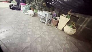 In her podcast, interviewer Dany Rio performs oral live for 50 reais