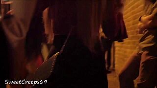 What perfect ass does this candid babe have?