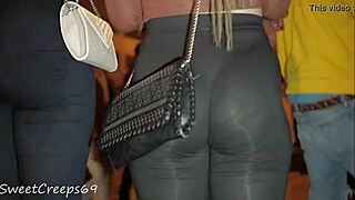 What perfect ass does this candid babe have?