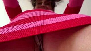 Milf's intense christmas quickie