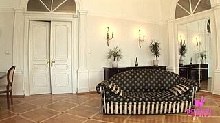 i'm valeria, hot brunette in corset, and i get all the cum out of two dicks with my mouth and pussy