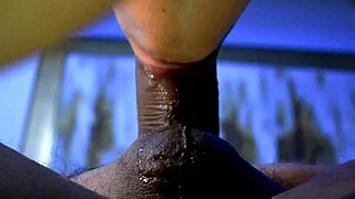 Fel fogom szopni ezt a hatalmas 24 cm-es faszt mint egy kolumbiai amatőr latina