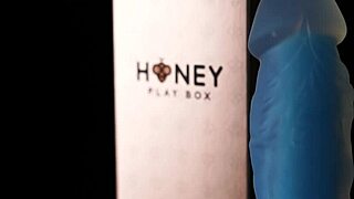 watch my 18yo ass bounce on this dildo, so hot 😜