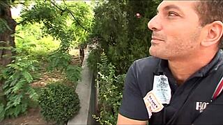 Quiero corrida en mi culo desesperadamente