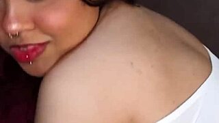 Hey, wanna watch me play solo and cum?