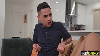 Hey Sasha Pearl, Meghajol Mostohafia Előtt Vad Kutyapózban és Lovaglásban, Forró Latina!