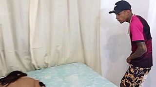 well-endowed amateur lasts only 5 minutes with latina teen cousin.