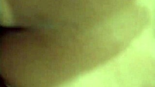 rompiendo el co�o de la caliente indiana, bent over in kitchen doggystyle