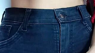 Jugando Con Un Cinto Ii Azotándome Las Tetas