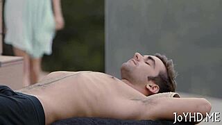 teen hottie enjoys sloppy deep fuck.