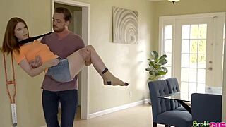 Novinha Invited Me Over to Her Place for a Surprise