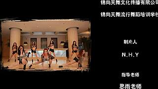 Jazz Dance Performance by锦舞团 in Tokyo