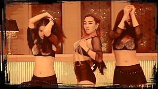 Jazz Dance Performance by锦舞团 in Tokyo