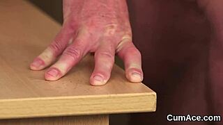 FEISTY LOOKER GETS CUMSHOT ON FACE GULPING JISM