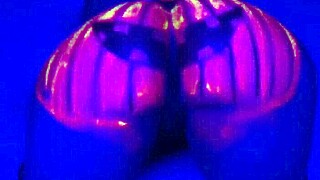 I'm twerking my big ass for my partner.