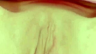 cheeeeekymissy's extreme pussy play up close