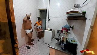 fudendo na cozinha com minha enteada - anal teen 18+, bareback and skinny latina