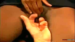 Mocha and Chocolade in office threesome
