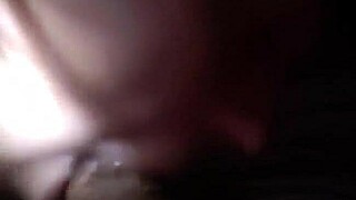 White Hoe Gives Best Late Night Blowjob