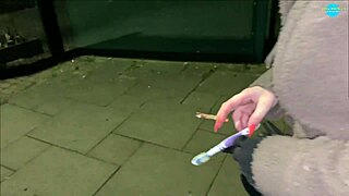 i forgot i got stuff in my pussy, cracky