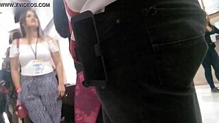 Irresistible Big-Assed Prostitute In Leggings