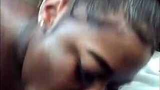 Gettin head in chipotle parking lot leads to ebony slut cumshot 😏