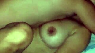 dupla de machos arrombando a karina casada in mature wife group cuckold.