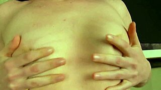 hey, wanna see how tight leggings highlight cameltoe and bubble butt?