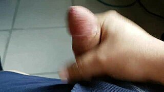 Hey guys, wanna jerk off with me for the ladies tonight?