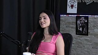 Karen Gonçalves shares fetish for 6-man gang bang