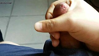 Hey guys, wanna jerk off with me for the ladies tonight?