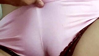 Hey, I let my neighbor film my tight Latina pussy! 😜