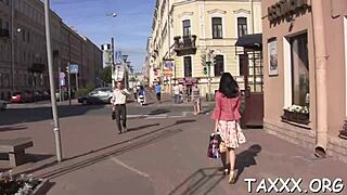 Want To See Me Pose And Fuck On Cam?