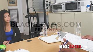 WATCH THIS INTERRACIAL HARDCORE WITH EBONY BOSS!!