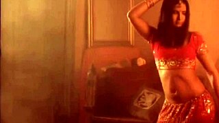 Sexy belly dancer has the moves to enjoy the moment