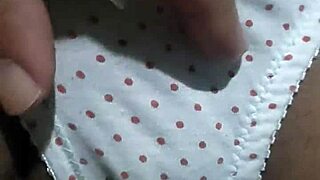 she wants to fuck this wet pussy