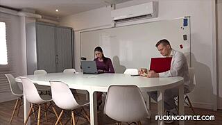 I Swear, Maintenance Guy Had to Calm Down This Horny Secretary Fast