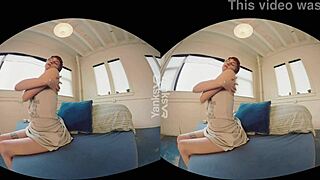 Amateur Short Hair Girl Solo