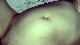 what's this amateur couple up to in their private moments