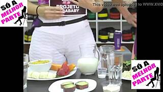 Kelly key's big pussy strains her leggings in a camel toe tease.