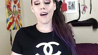 i love dominating little cocks with my big tits in pov webcam