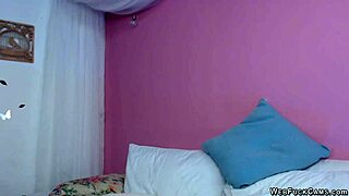 Big tits amateur babe plays with dildo on webcam